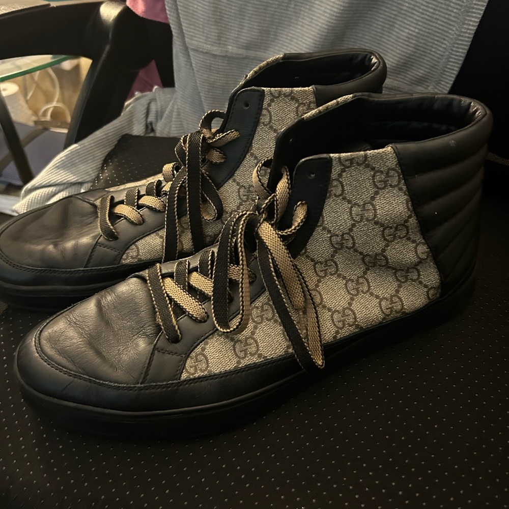 Gucci Black and Gray Patterned Sneakers